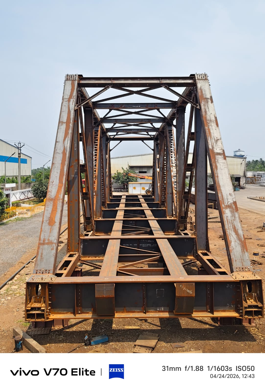 Fabricated bridge girder